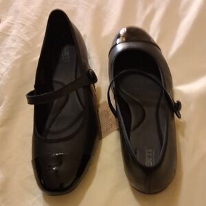 Born Black Leather Flats